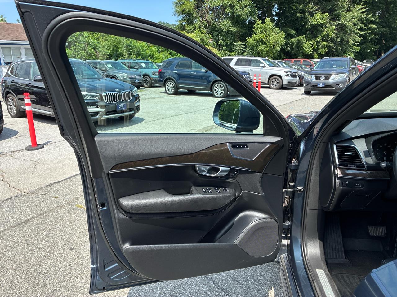 Volvo XC90 T6 Momentum AWD 2018
