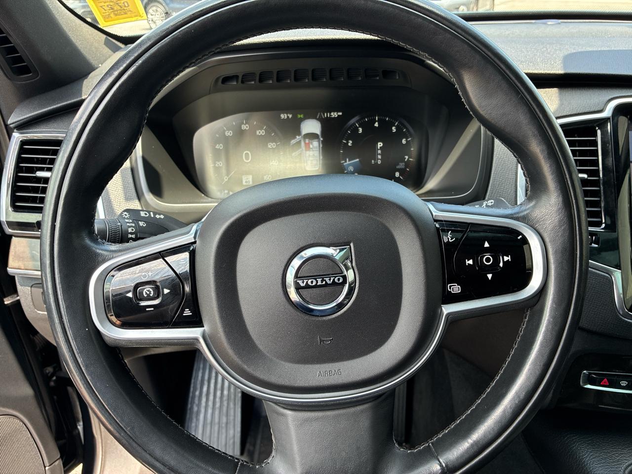 Volvo XC90 T6 Momentum AWD 2018