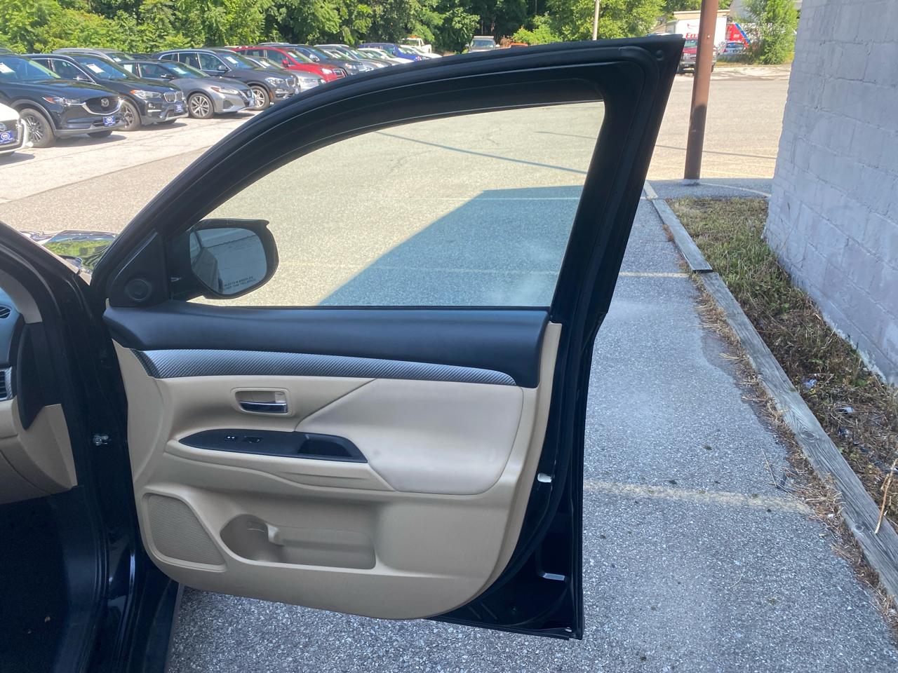 Mitsubishi Outlander SEL AWD 2018