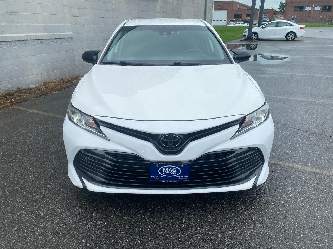 Toyota Camry XLE 2019