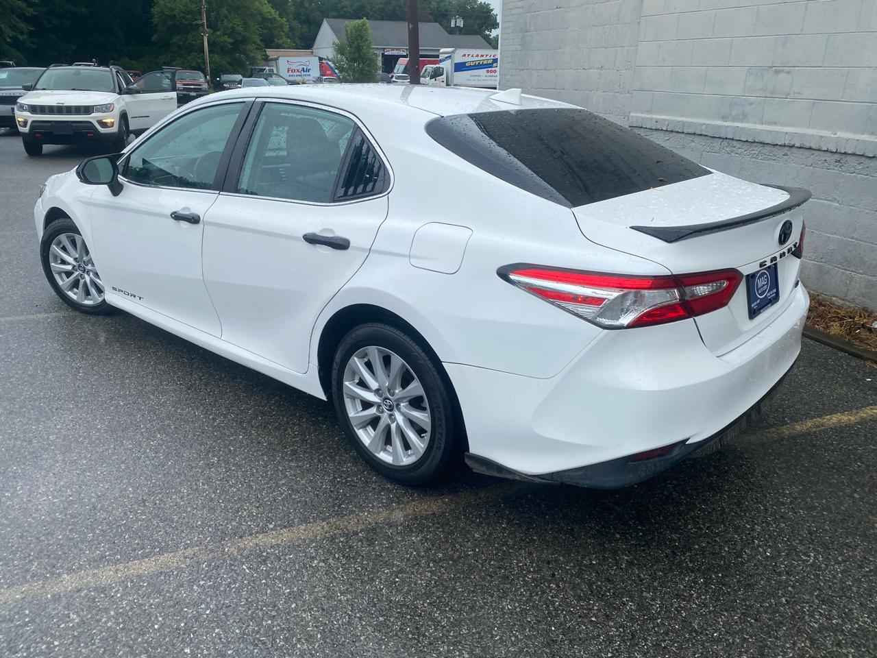 Toyota Camry XLE 2019