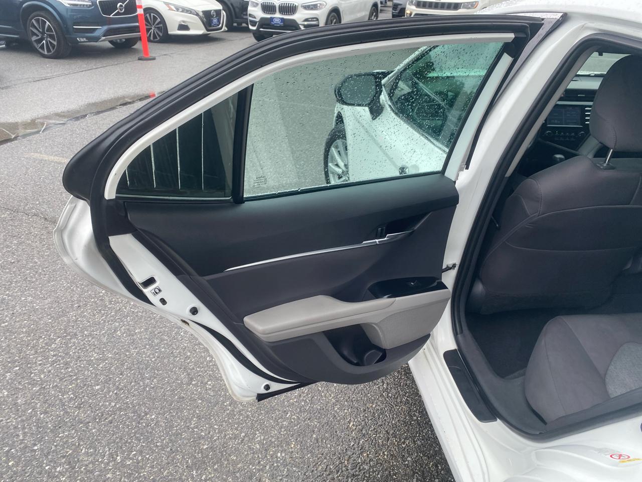 Toyota Camry XLE 2019