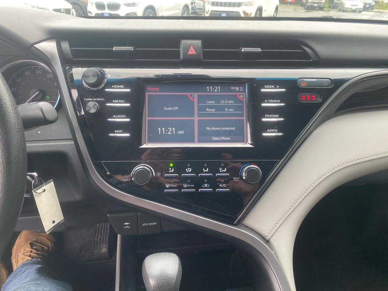 Toyota Camry XLE 2019