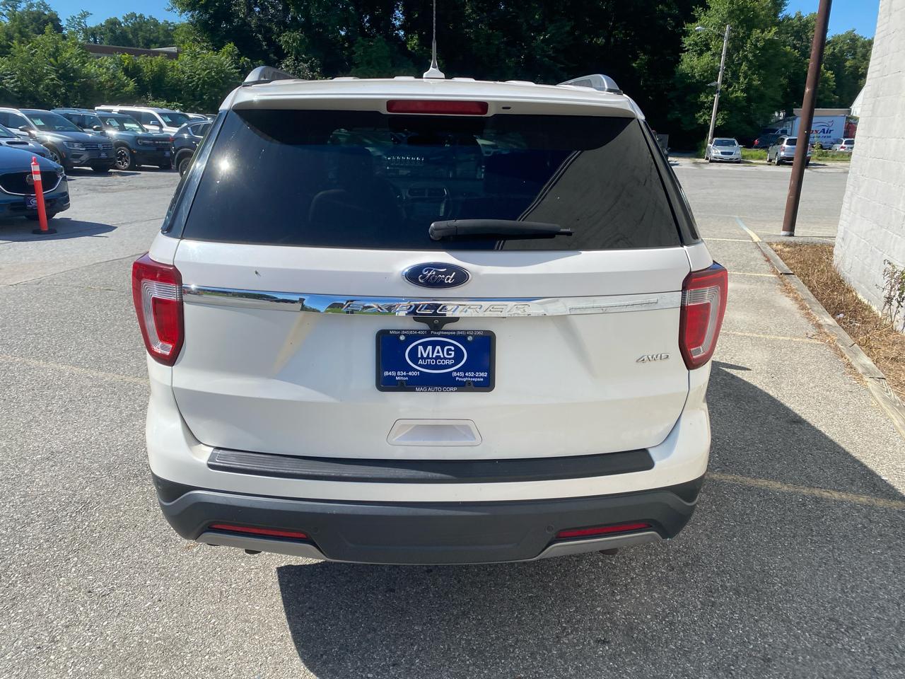 Ford Explorer XLT 4WD 2019