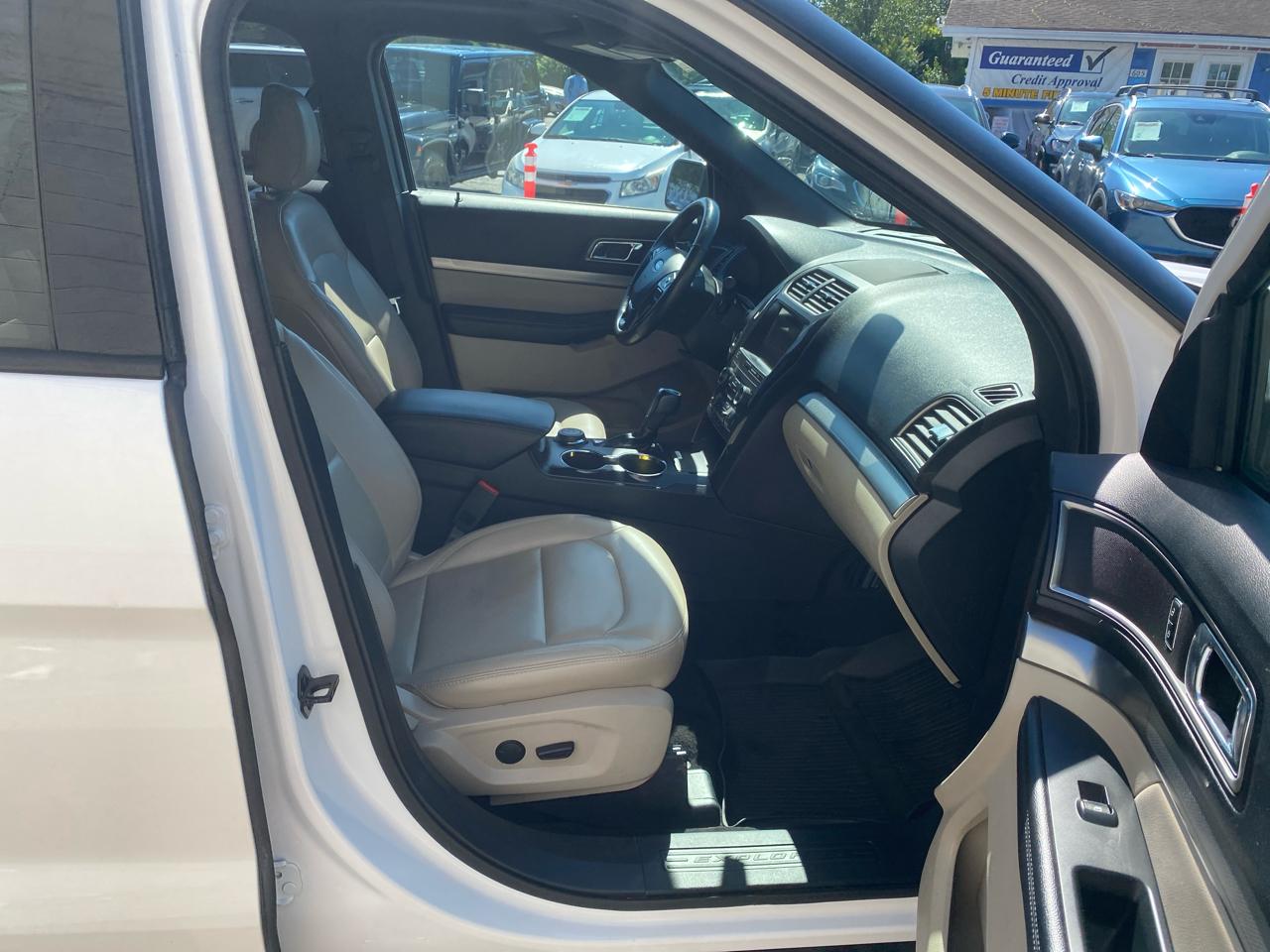 Ford Explorer XLT 4WD 2019