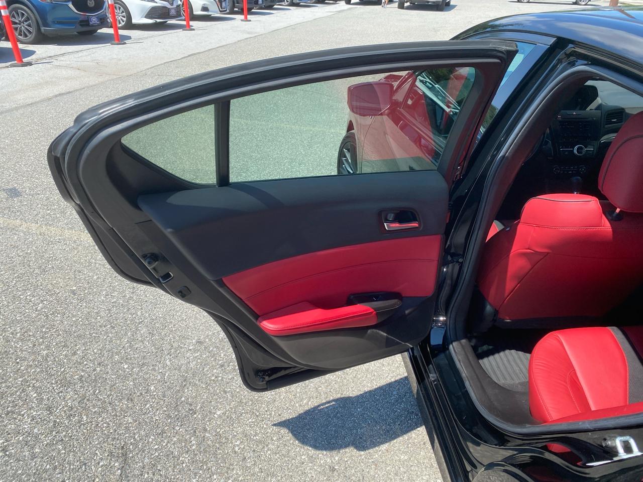 Acura ILX 8-Spd AT w/ Premium & A-SPEC Packages 2022