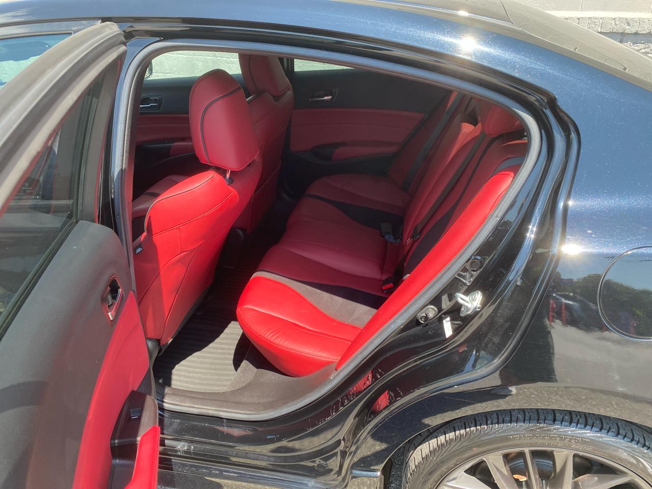 Acura ILX 8-Spd AT w/ Premium & A-SPEC Packages 2022