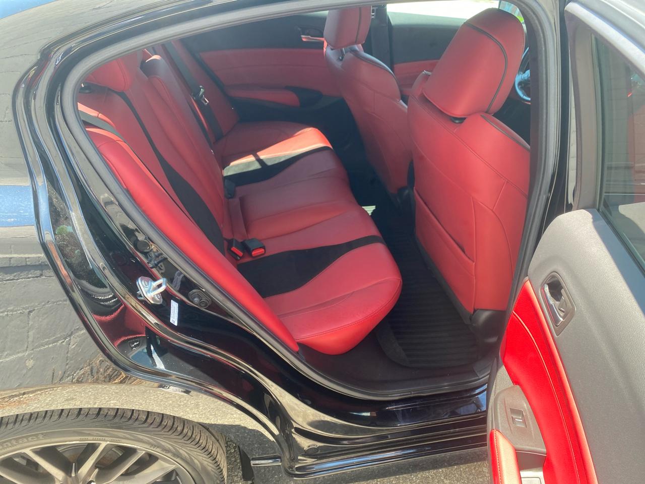 Acura ILX 8-Spd AT w/ Premium & A-SPEC Packages 2022