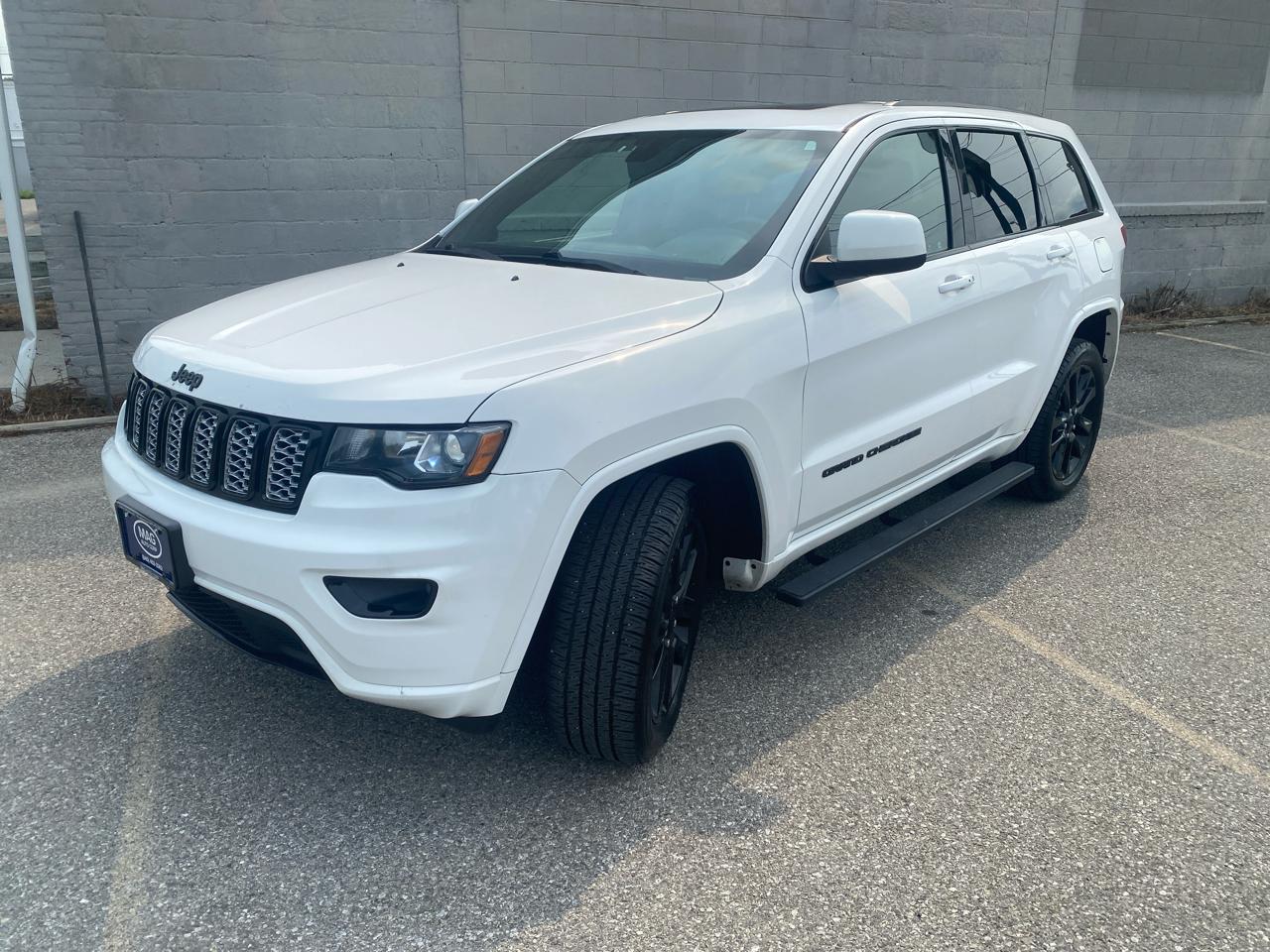 Jeep Grand Cherokee Laredo 4WD 2018