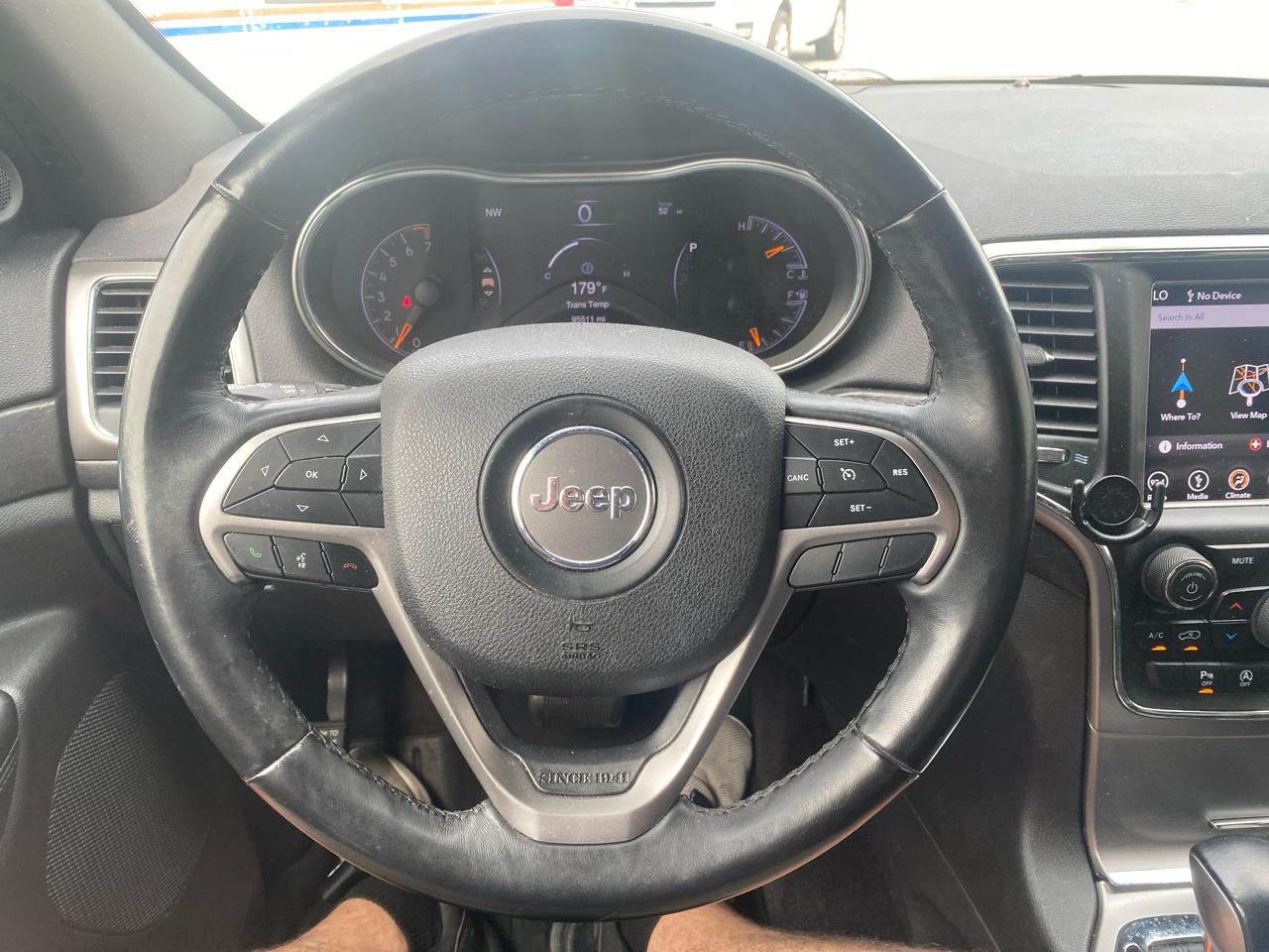 Jeep Grand Cherokee Laredo 4WD 2018