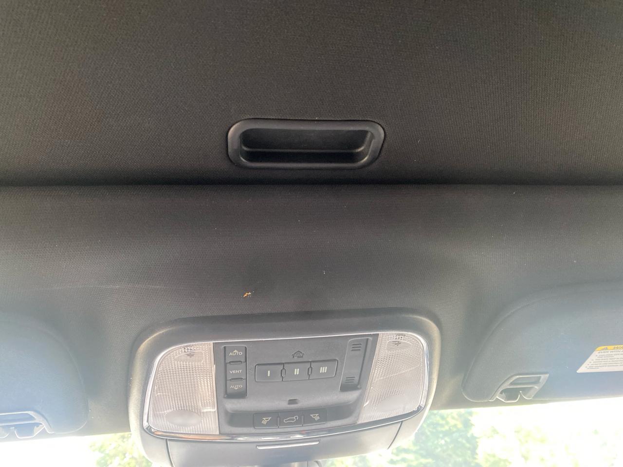 Jeep Grand Cherokee Laredo 4WD 2018