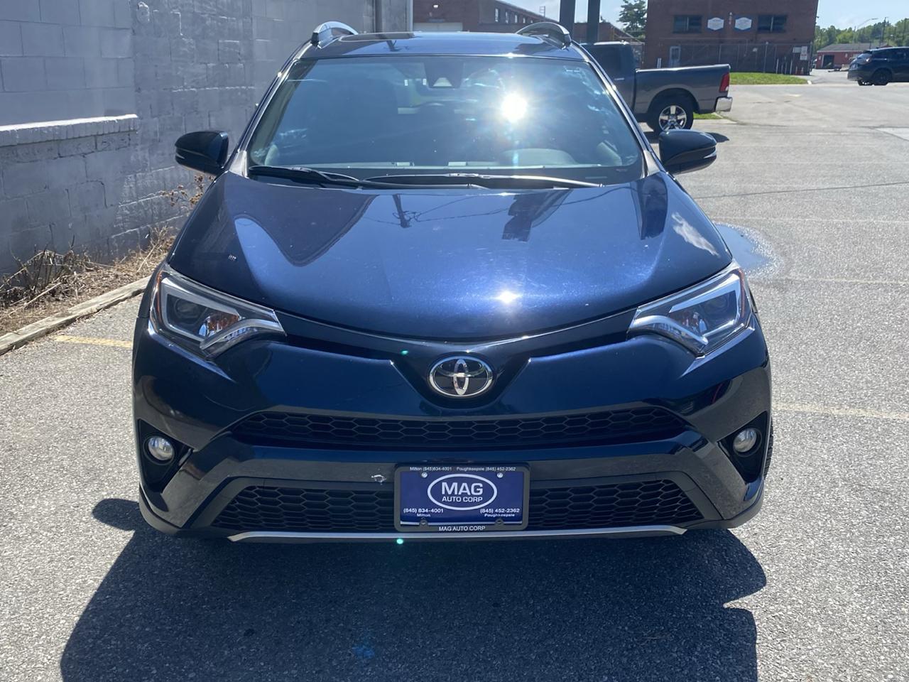 Toyota RAV4 SE 4WD 2017