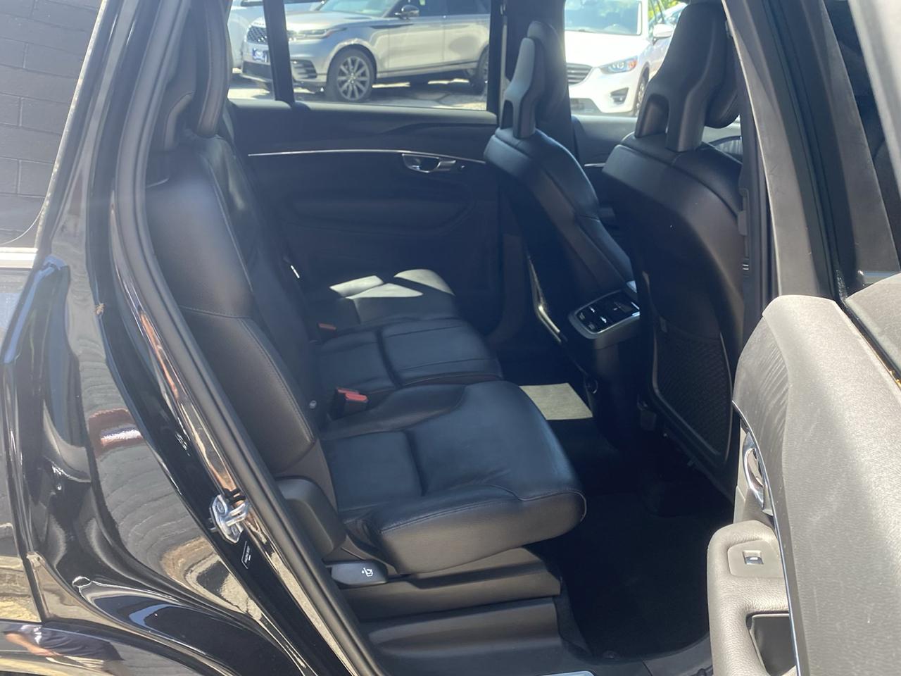 Volvo XC90 T6 Momentum AWD 2020