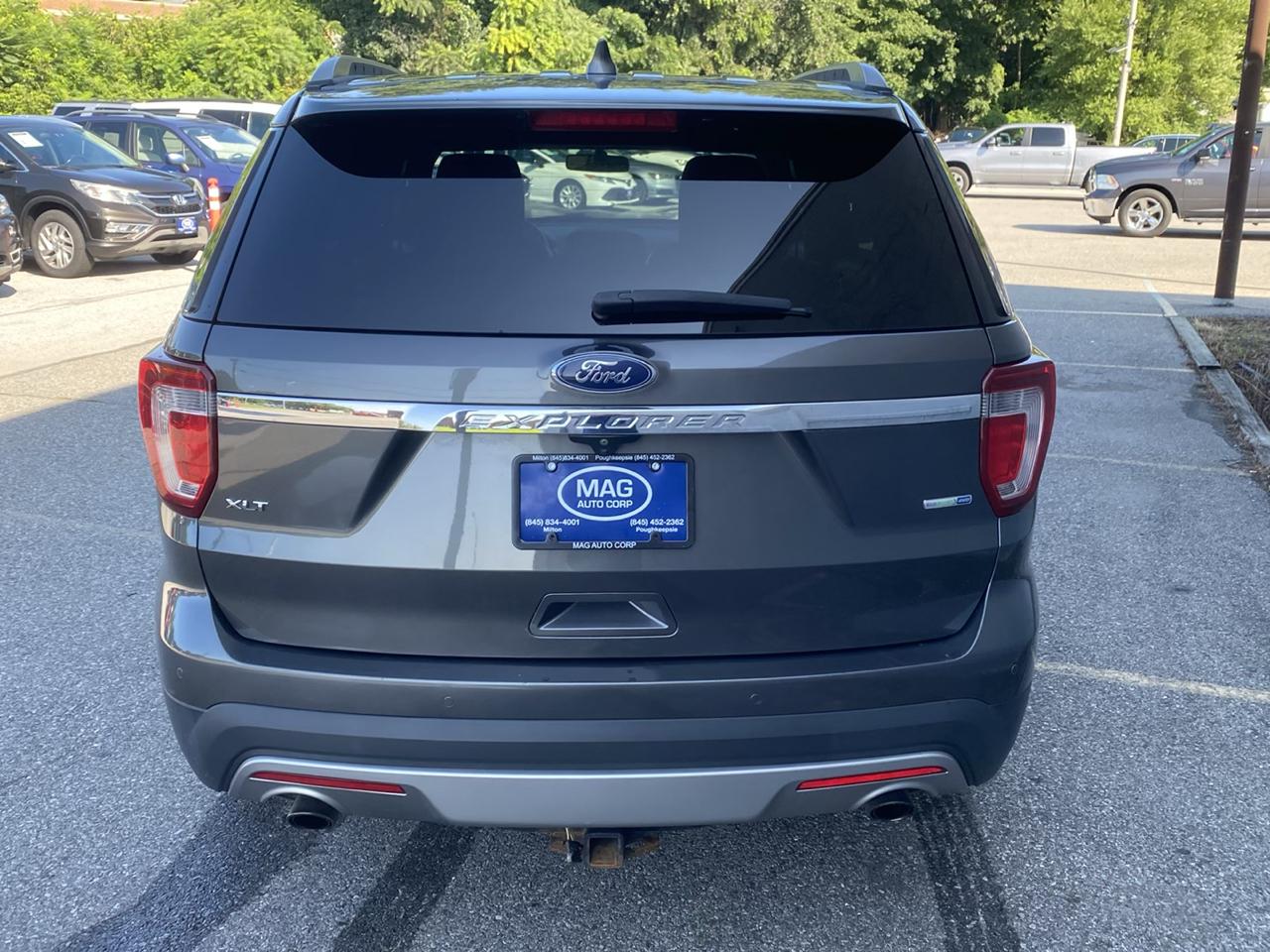Ford Explorer XLT 4WD 2017