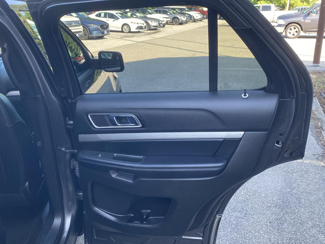 Ford Explorer XLT 4WD 2017