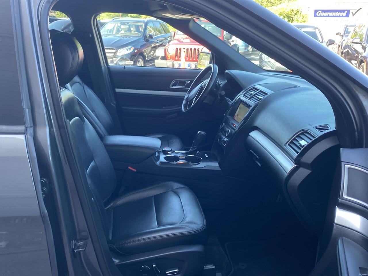 Ford Explorer XLT 4WD 2017