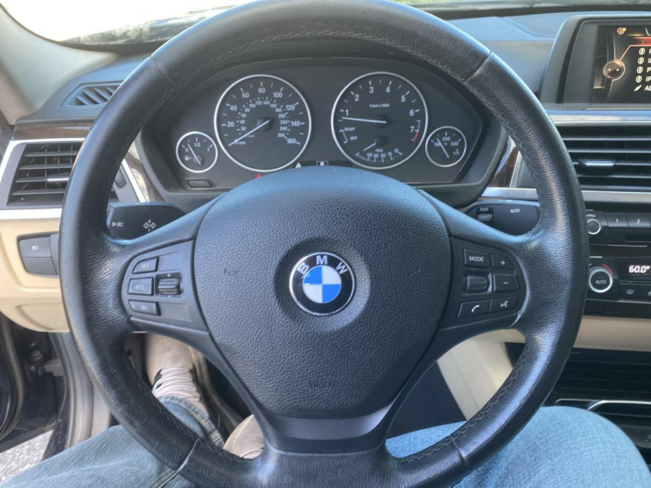BMW 3-Series 320i xDrive Sedan 2017
