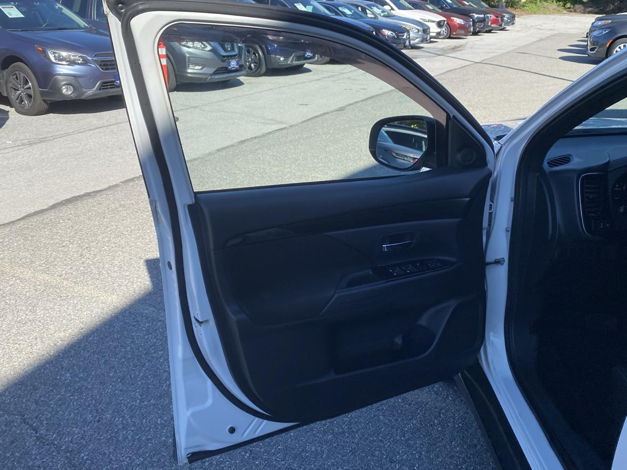 Mitsubishi Outlander SEL AWD 2018
