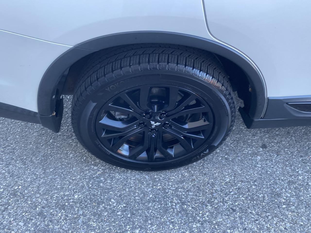 Mitsubishi Outlander SEL AWD 2018