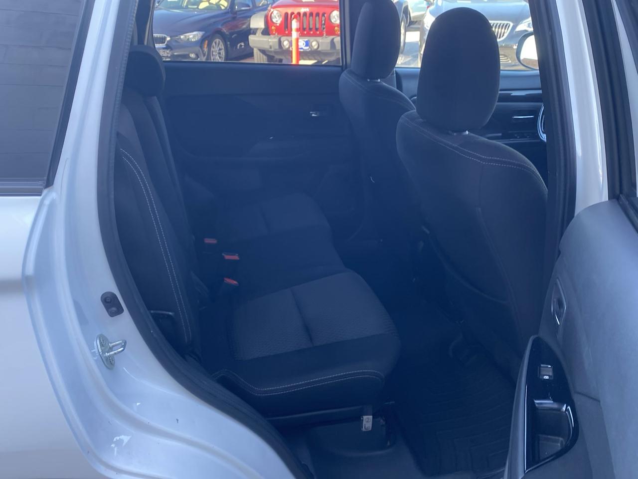 Mitsubishi Outlander SEL AWD 2018