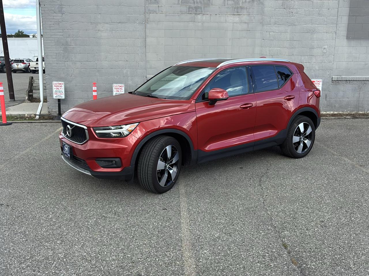 Volvo XC40 T5 Momentum AWD 2021