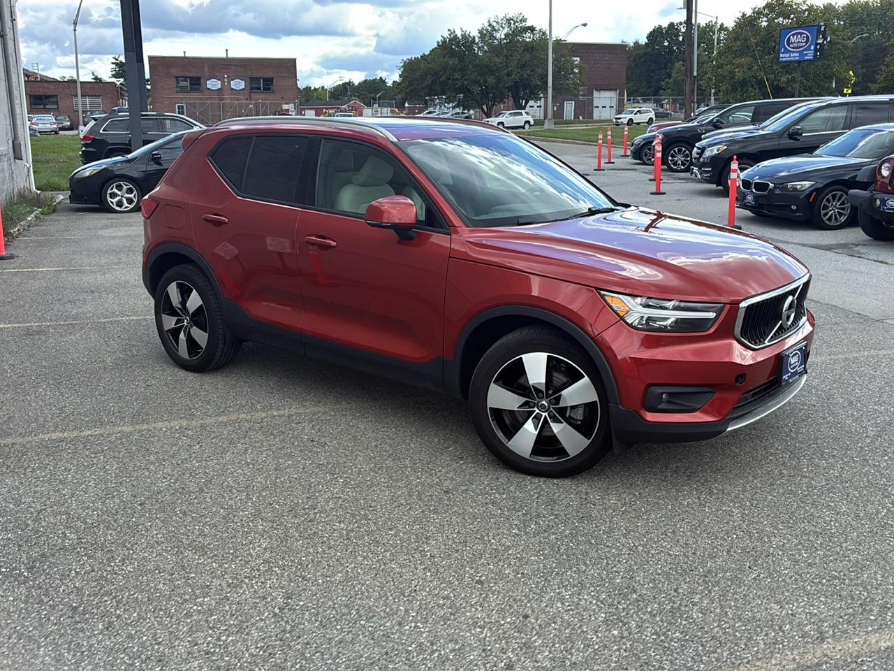Volvo XC40 T5 Momentum AWD 2021