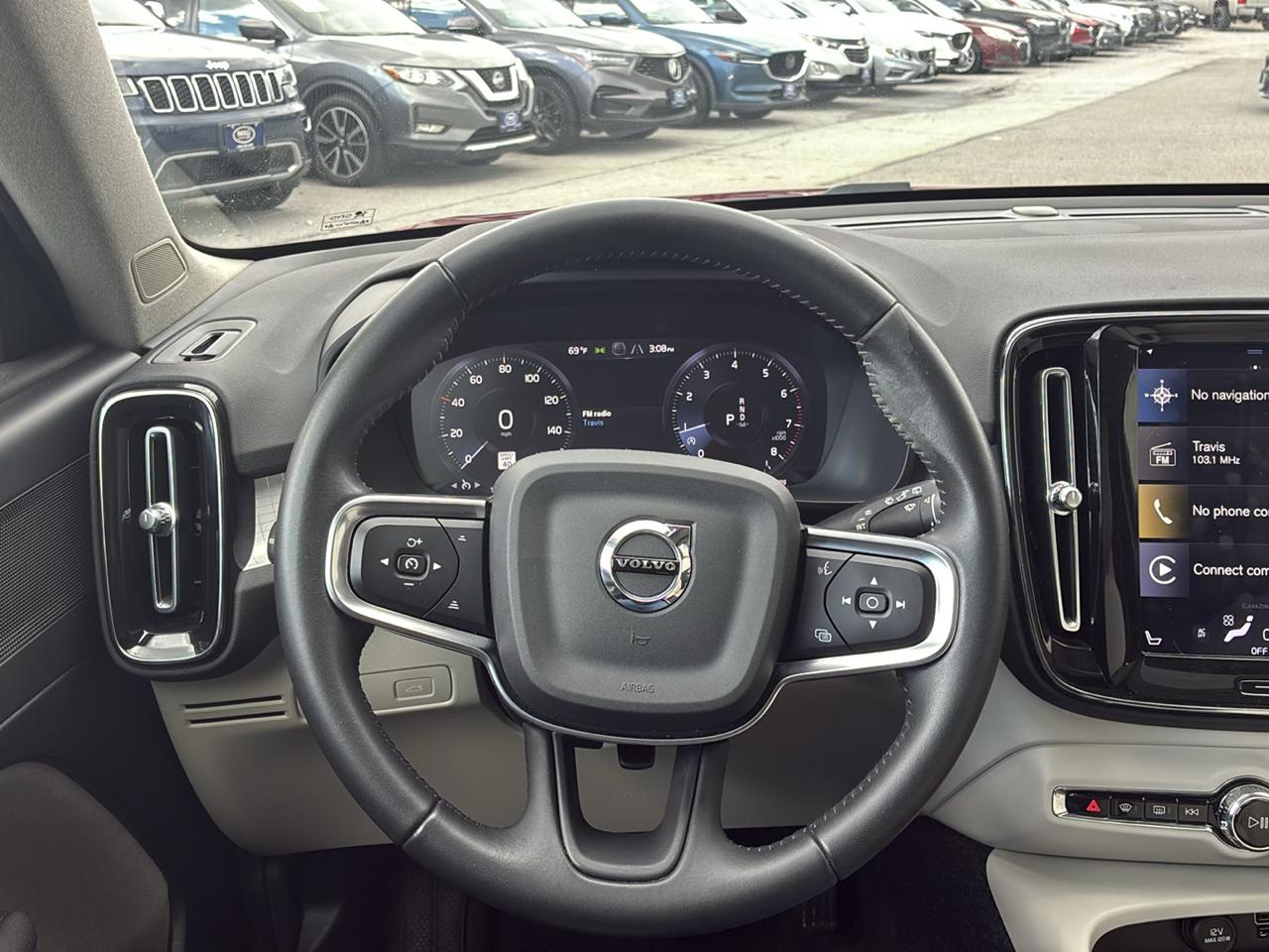Volvo XC40 T5 Momentum AWD 2021