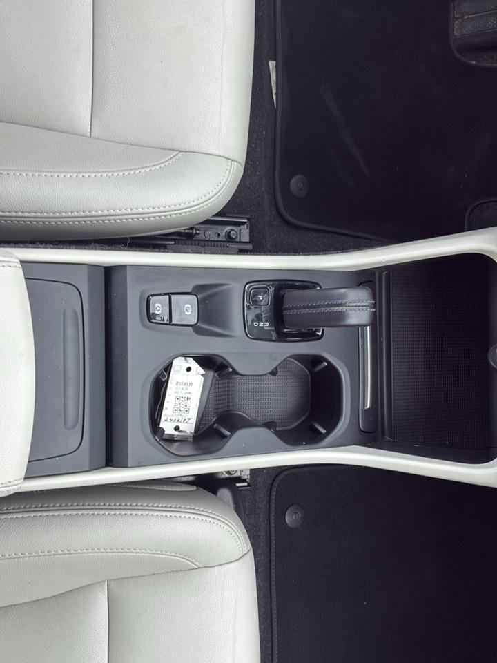 Volvo XC40 T5 Momentum AWD 2021