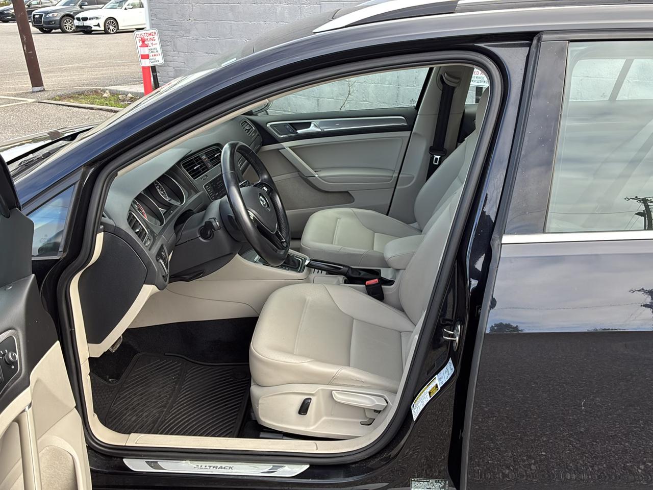 Volkswagen Golf Alltrack TSI S 6A 2017