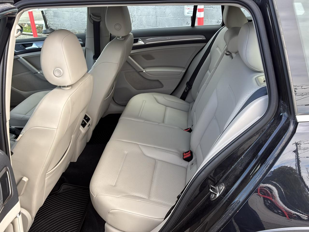 Volkswagen Golf Alltrack TSI S 6A 2017
