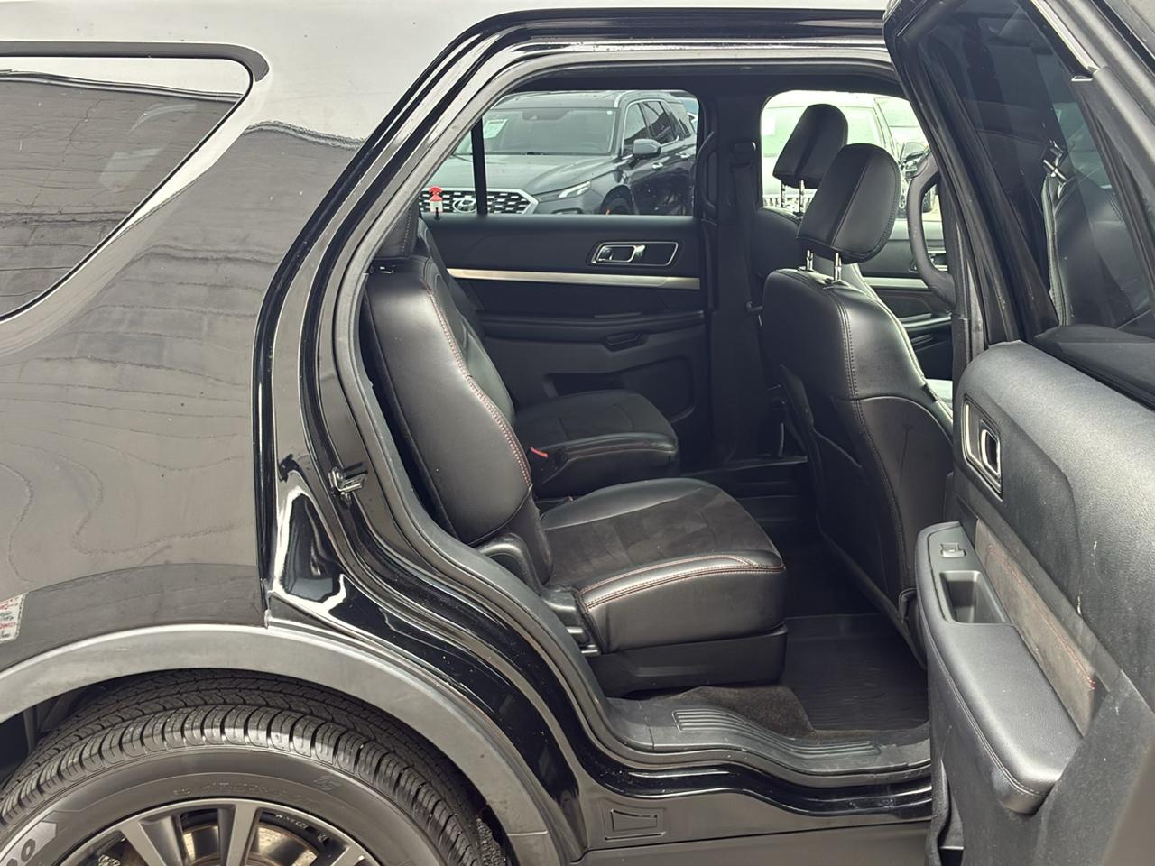 Ford Explorer XLT 4WD 2018