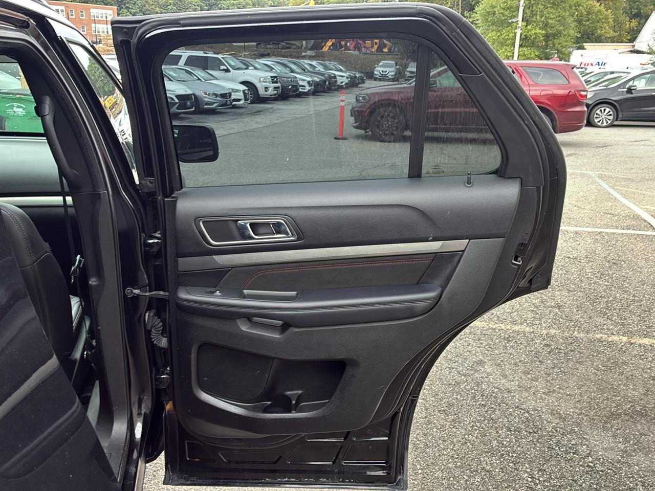 Ford Explorer XLT 4WD 2018