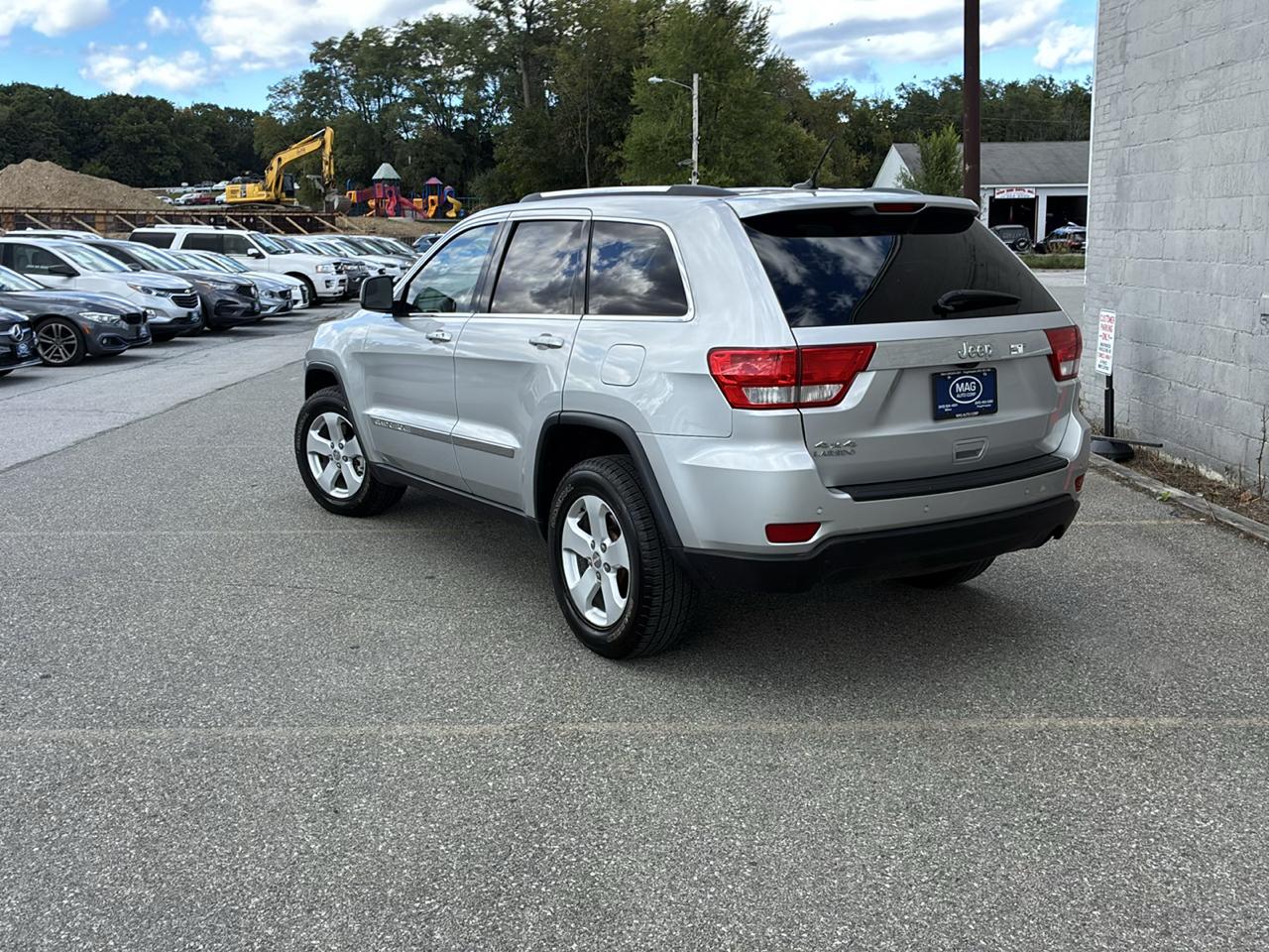 Jeep Grand Cherokee Laredo 4WD 2013