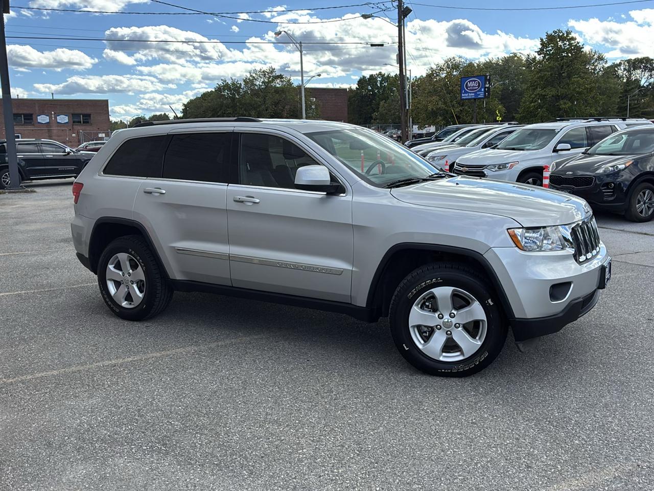 Jeep Grand Cherokee Laredo 4WD 2013
