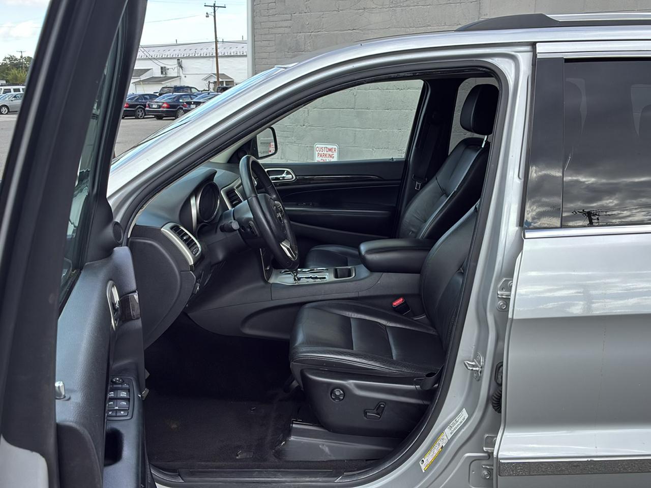 Jeep Grand Cherokee Laredo 4WD 2013