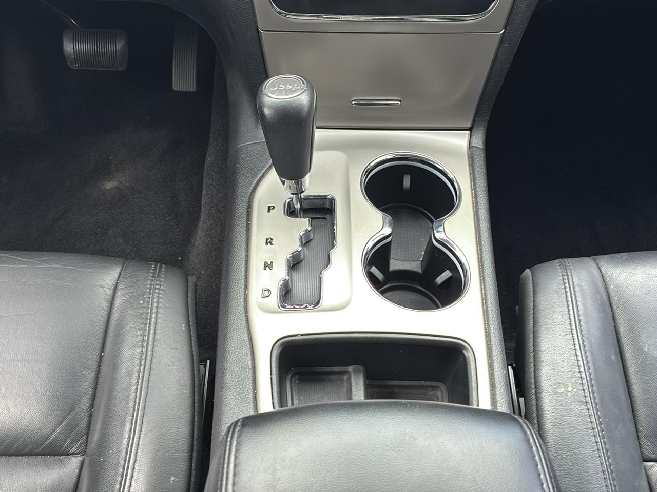 Jeep Grand Cherokee Laredo 4WD 2013