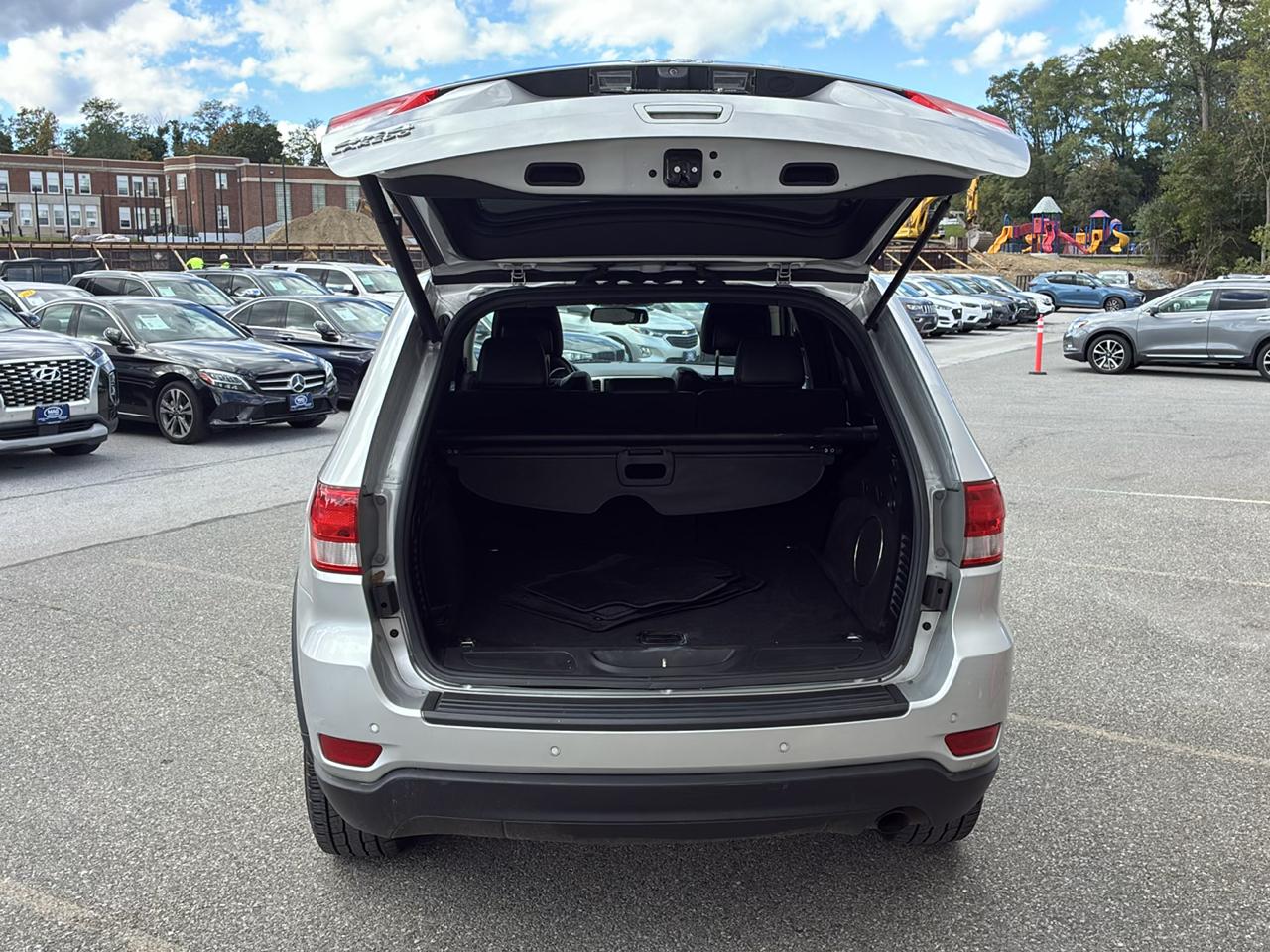 Jeep Grand Cherokee Laredo 4WD 2013