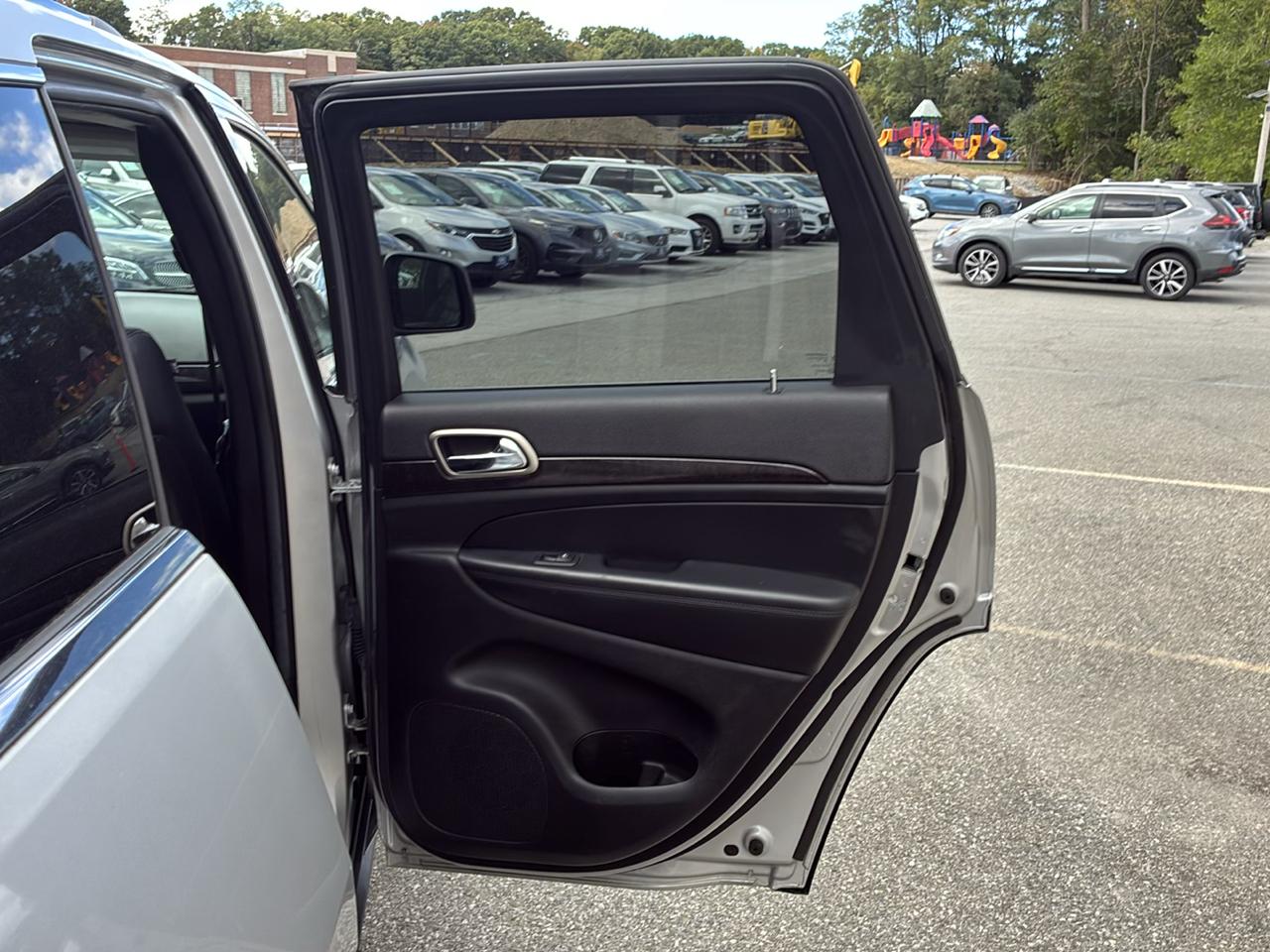 Jeep Grand Cherokee Laredo 4WD 2013