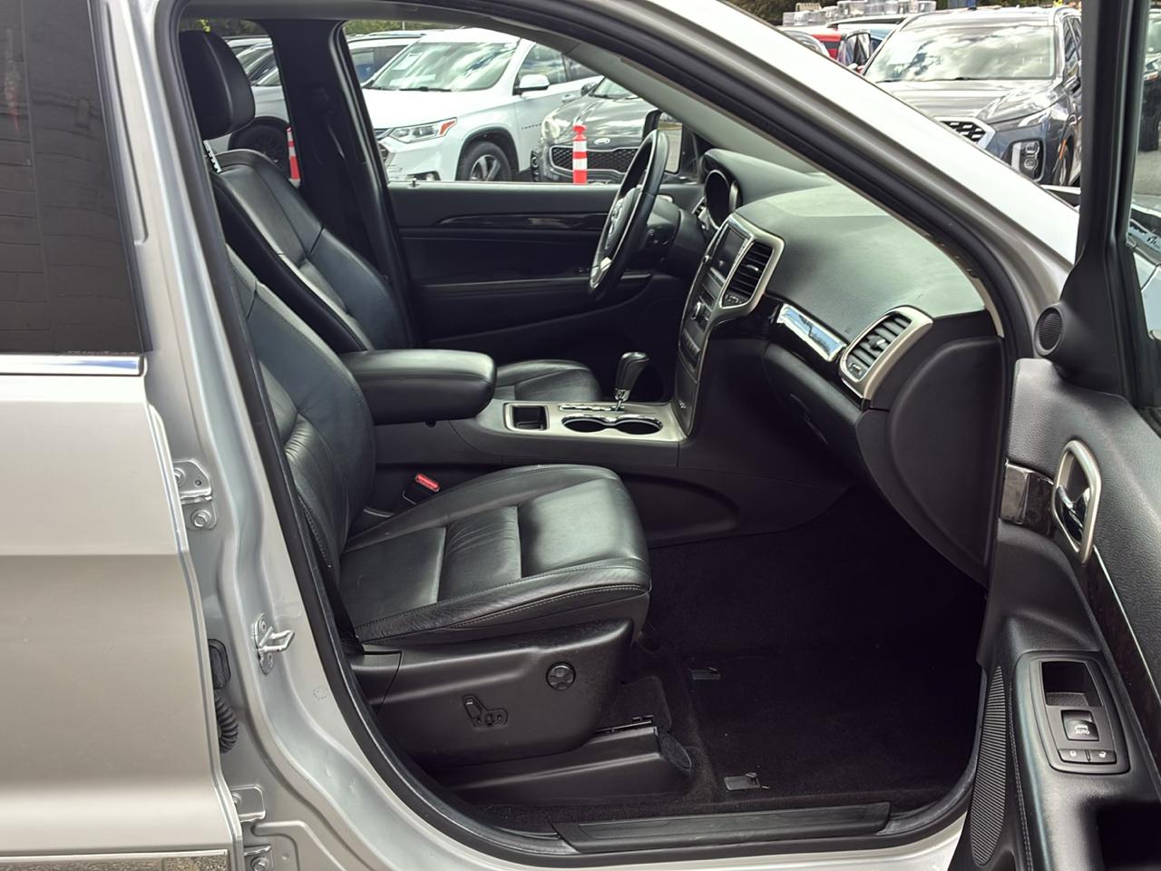 Jeep Grand Cherokee Laredo 4WD 2013