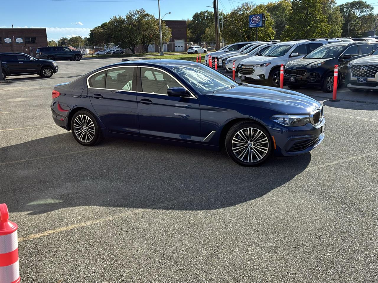 BMW 5-Series 530i xDrive 2020