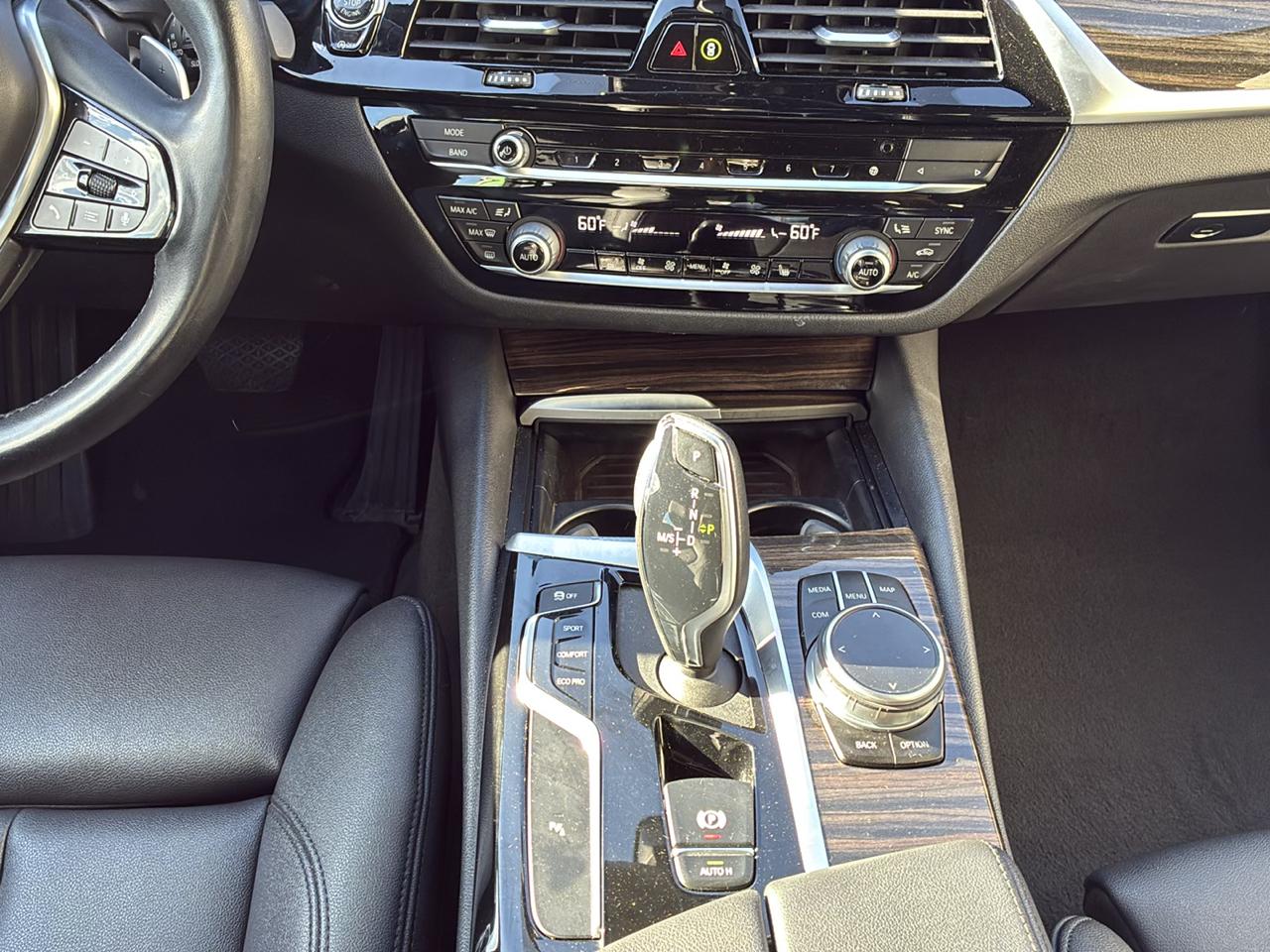 BMW 5-Series 530i xDrive 2020