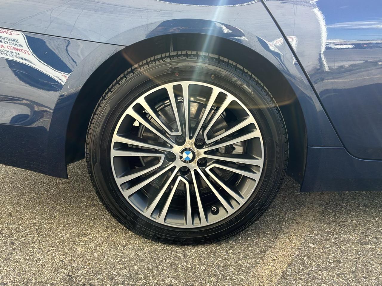 BMW 5-Series 530i xDrive 2020
