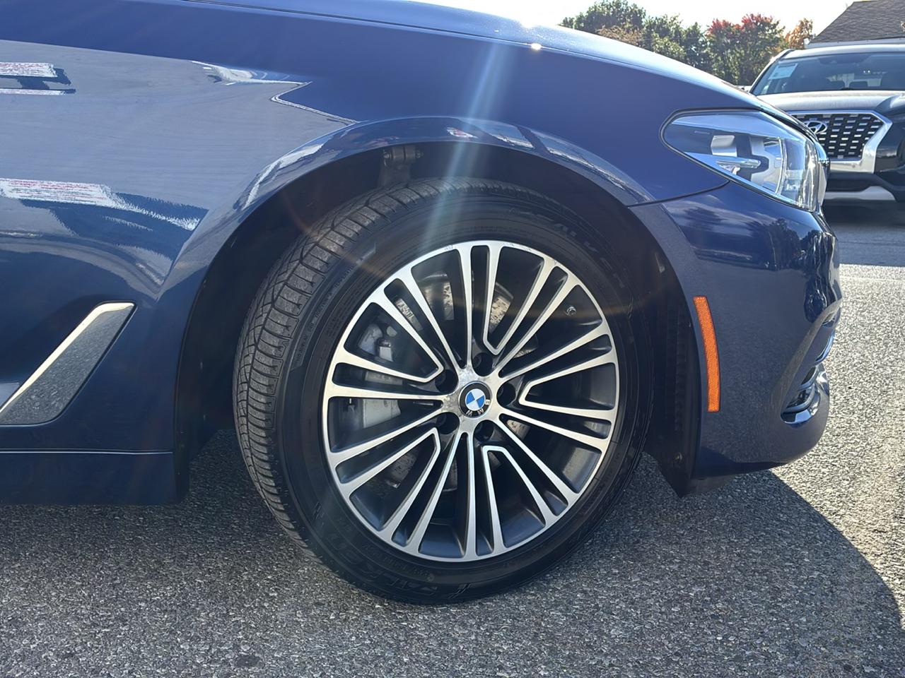 BMW 5-Series 530i xDrive 2020