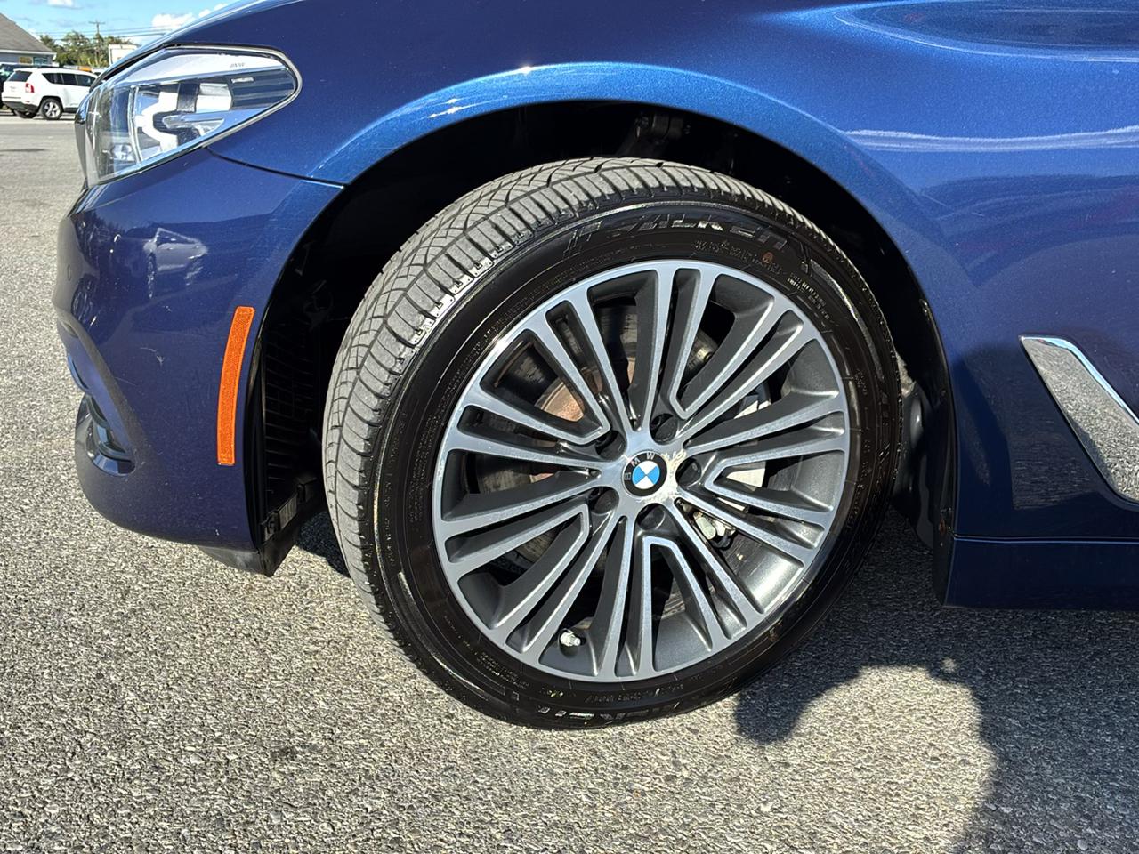 BMW 5-Series 530i xDrive 2020