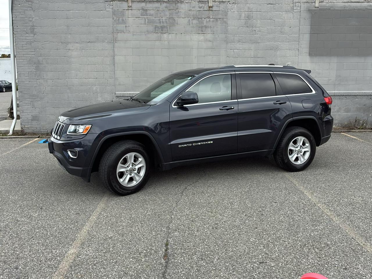 Jeep Grand Cherokee Laredo 4WD 2015