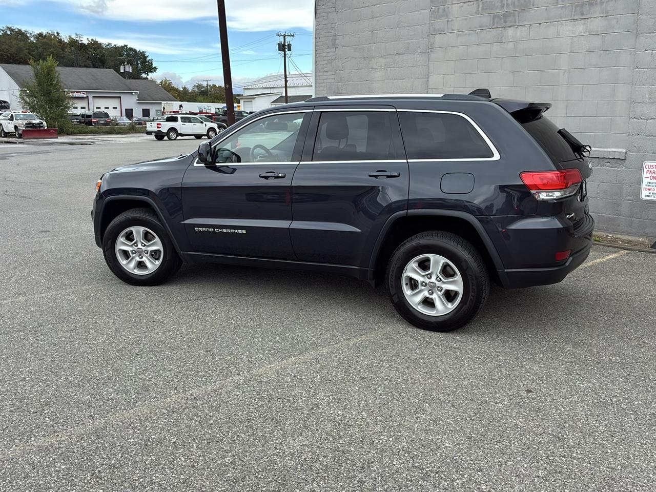 Jeep Grand Cherokee Laredo 4WD 2015