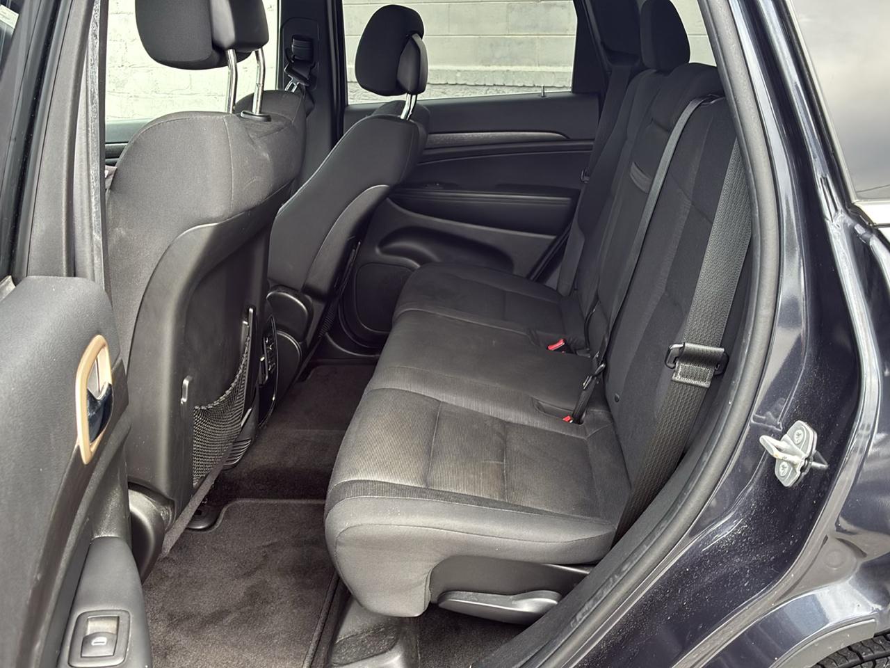 Jeep Grand Cherokee Laredo 4WD 2015