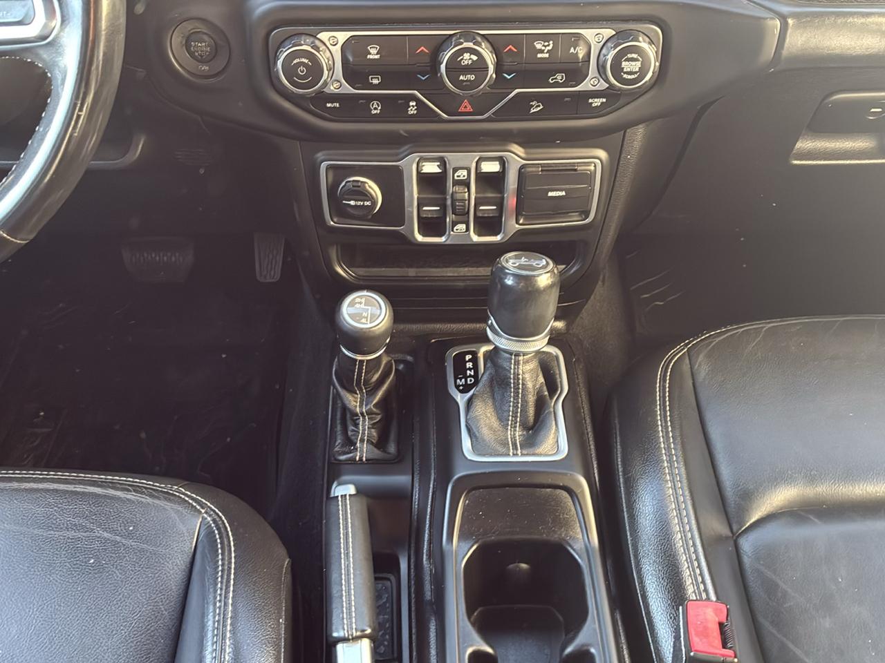 Jeep Wrangler Unlimited Sahara 2018