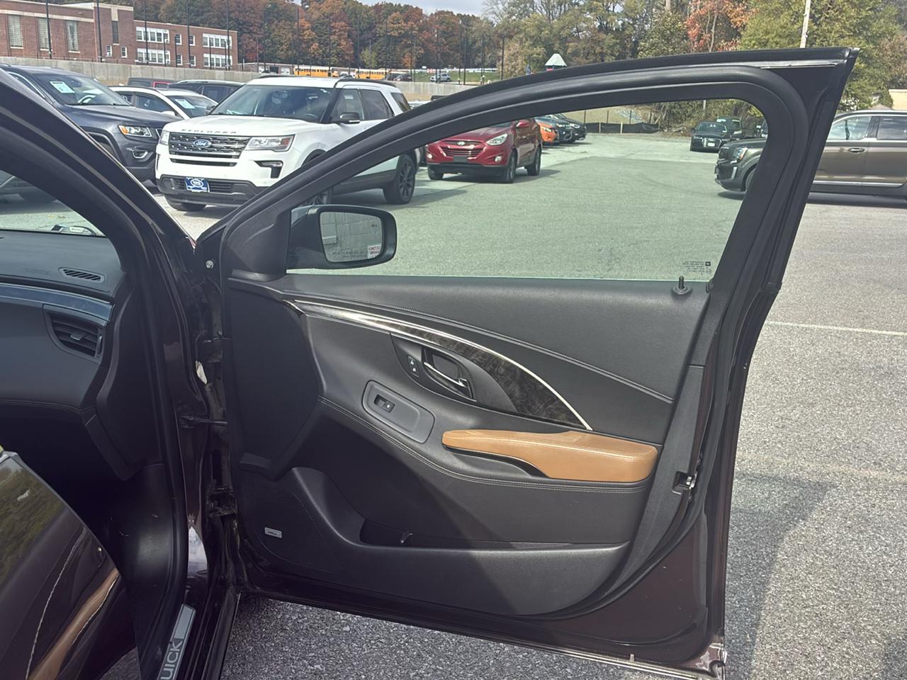 Buick LaCrosse Leather Package AWD 2015