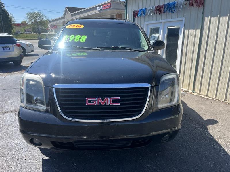GMC Yukon XL SLT 1/2 Ton 4WD 2014